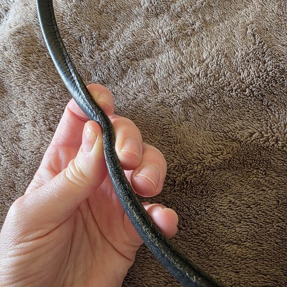 Vintage Coach 132 Compact Crossbody Bag Black Leather USA Brass Turnlock - Picture 15 of 16